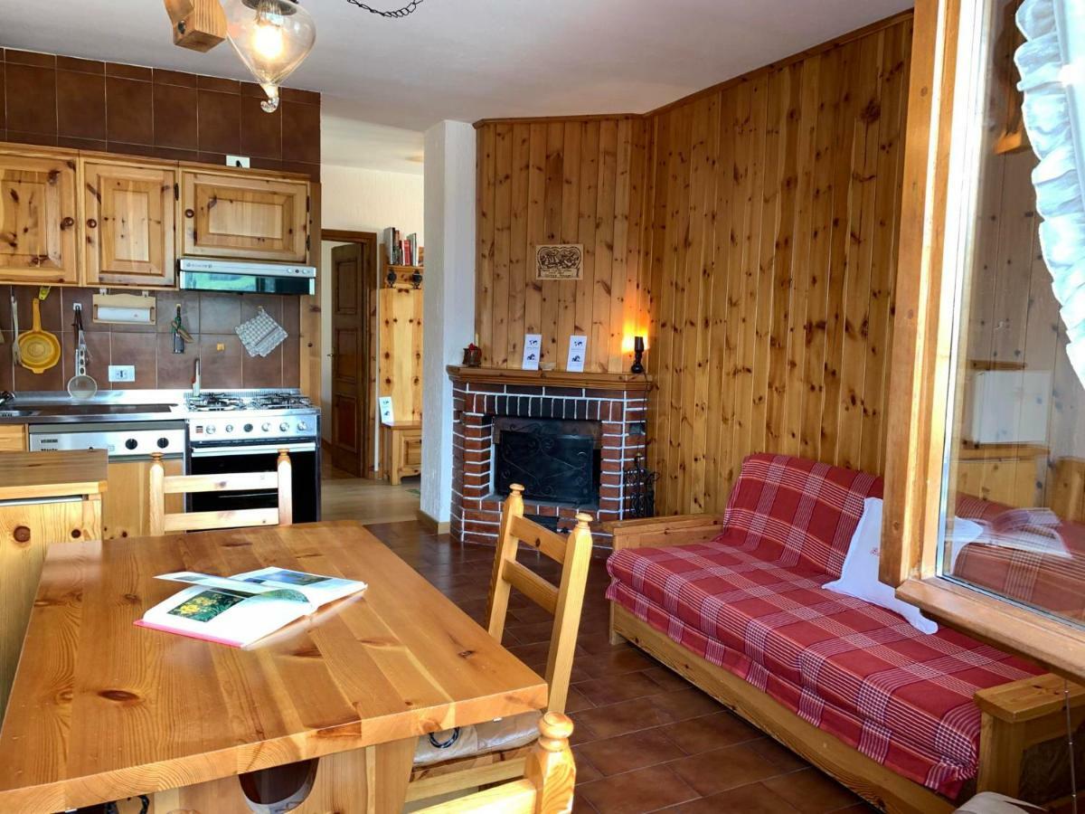 Piccola Residenza By Holiday World Apartment Oga Exterior foto