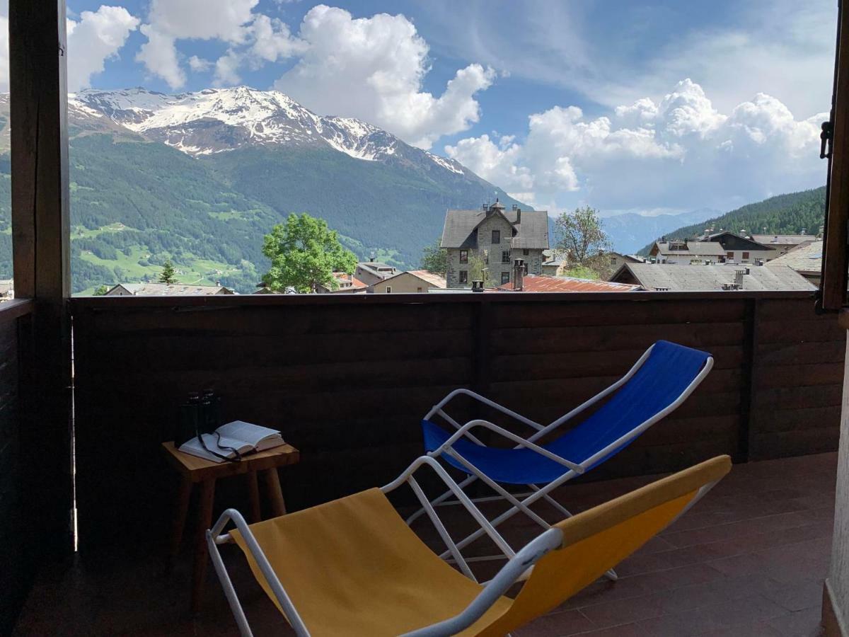 Piccola Residenza By Holiday World Apartment Oga Exterior foto